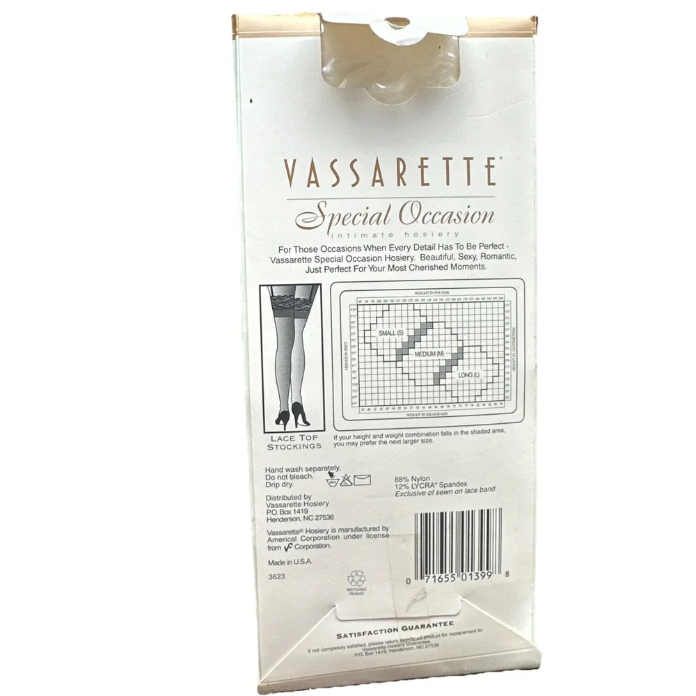 Vassarette Intimate Hosiery Lace Trim Garter Stockings White Size M 9530 USA
